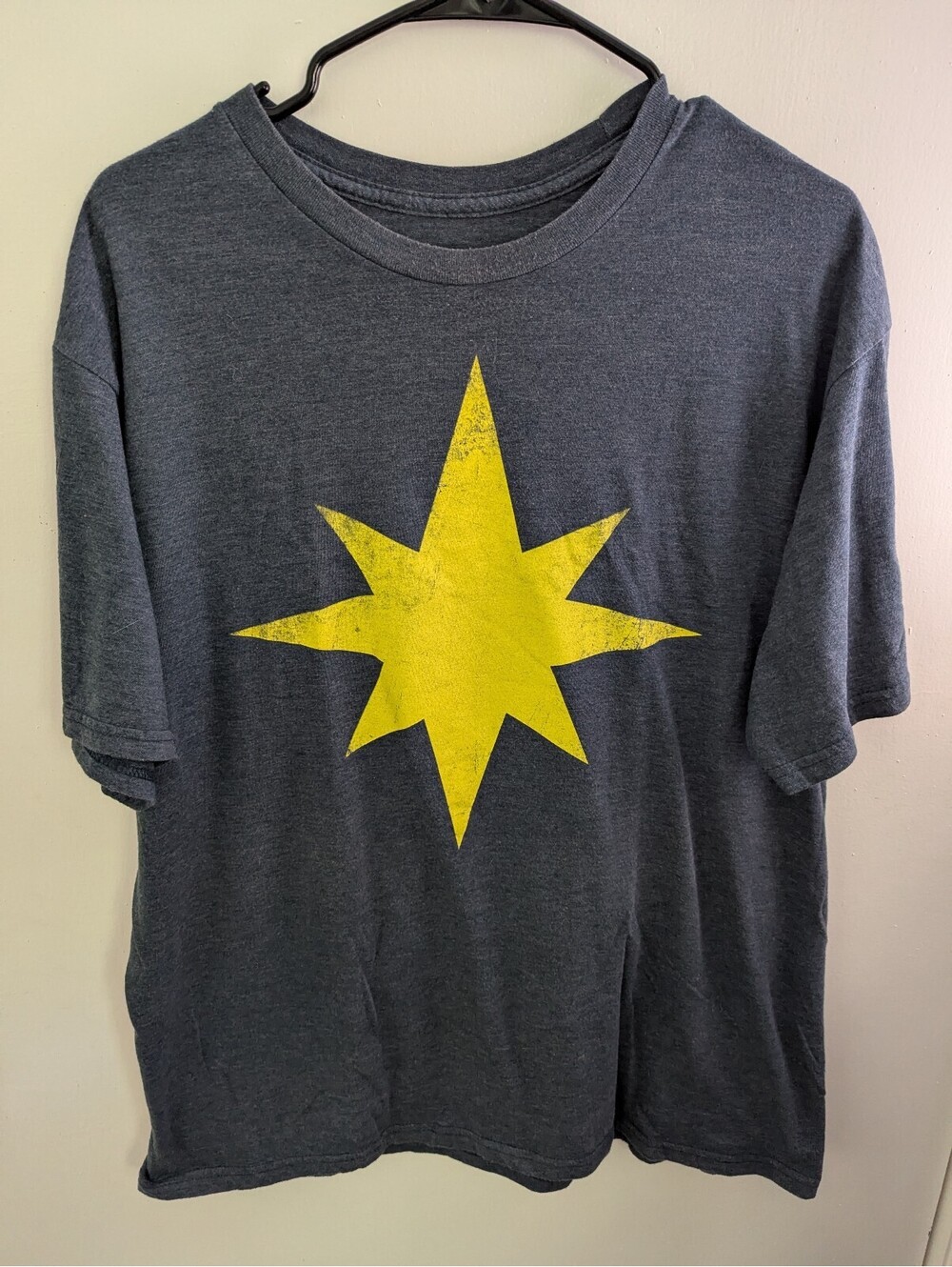Marvel Captain Marvel Star Logo Graphic T-Shirt Gray XL
